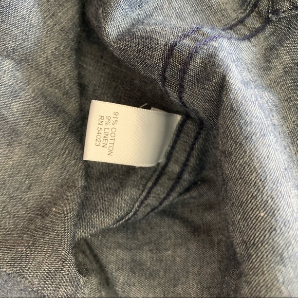 Banana Republic casual button down - Picture 5 of 5